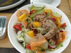 藜麦香芒鸡肉沙拉-四月吧餐厅(正阳步行街店)