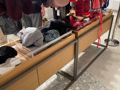 -lululemon(比斯特购物村店)