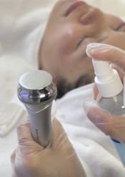 -悦瑢港湾科技美肤芳疗美容