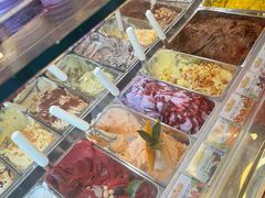 -Gelateria Dondoli