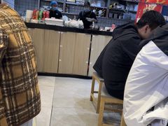 -魔都三兄弟酸辣粉·蘸卤炸串(虹桥万科店)