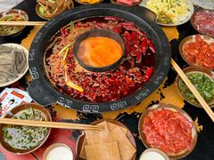 -黄潇洒老火锅(九眼桥宏济巷店)