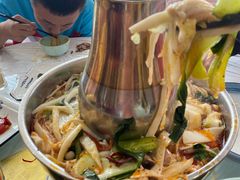 -撒拉人家.酸菜牦牛肉火锅