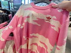 -百年港湾奥特莱斯(香炉礁店)