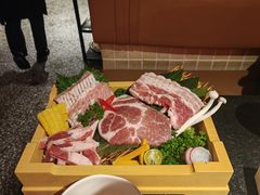-嘿嘟嘟·肋条烧肉放题(爱融荟城店)