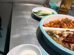 -姚姚酸菜鱼·金戈戈香港豉油鸡(喜荟城联名店)