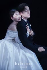 -乐派诗婚纱摄影