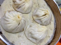 爆汁牛肉汤包-老新隆牛肉锅贴(新街口店)