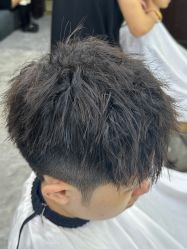 -藤野造型烫发染发