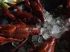 -虾弄弄海派小龙虾·牛羊蝎子火锅