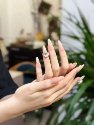 -UGIRL有个美甲