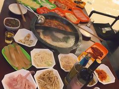 -小三元自助火锅(龙湖北城天街商场店)