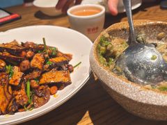 -爱碗亭·鲜炒湖南菜(壹城中心店)