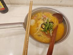 -小燕子重庆水瓢米线(冠城大通蓝郡店)