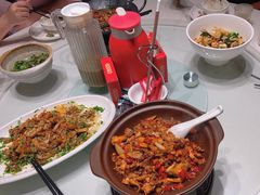 -味上湘菜馆(河马店)