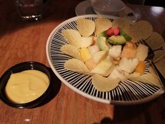 牛油果水果沙拉-不二·民谣音乐餐酒吧(九眼桥店)