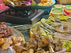 -依呀呀ktv烧烤小串(中山西路店)