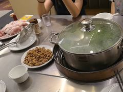 -胡须佬鸡煲四季火锅店(石厦西村直营店)