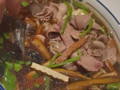 -镇南锅盖面馆(解放路店)