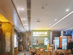 -逃脱反斗城沉浸剧情密室(阳光新业中心店)