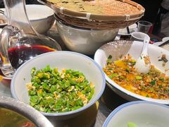 -绿草地·湘菜(酃湖师院店)
