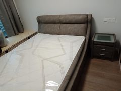 -英伦高尔夫·床垫软床沙发(沪南路莘潮店)