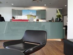 -上海星瀚奔驰4S店(红柳路店)