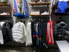 -adidas(滔搏朝阳大悦城店)