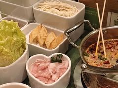 -一围肥牛小火锅(高铁吾悦店)