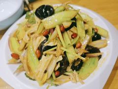 -肘子酥·天津捞面(德云社店)