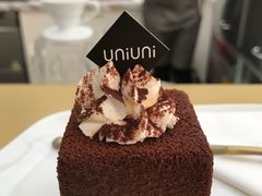 -UNI UNI(环亚凯瑟琳店)