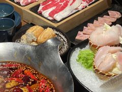 凑凑肥牛-湊湊火锅·茶憩(杭州湖滨银泰in77店)