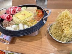 -WOW LUCKY创意韩料(龙阳广场店)