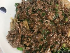 湿炒牛河-华威达牛庄(黄埔大道西店)