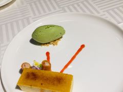 -广州塔卢特斯法国旋转餐厅