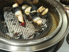 -围炉肉舍•炭烤活鳗•丹东海鲜烤肉(步行街店)