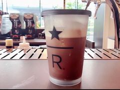 -星巴克臻选(上海合生汇1F店)