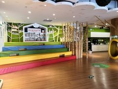 -乐融婴幼儿成长中心(四季青校区)
