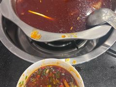 -冯记香辣兔火锅(茶店子总店)