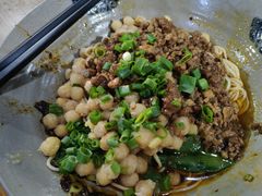 -丁丁猫重庆小面(徐州路店)