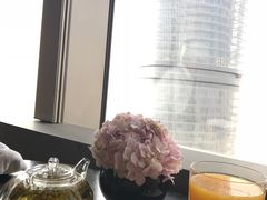 -The lounge 柏悦酒店大堂酒廊(上海环球金融中心店)
