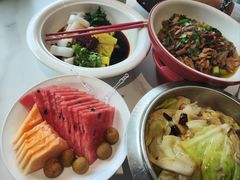 水果拼盘-滇食记·云南家常菜