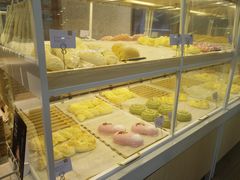面包甜点陈列柜-奈雪的茶(石厦时代广场店)