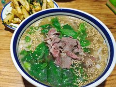 -云阿蛮生烫牛肉米线(景星店)