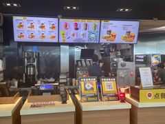 -麦当劳(深圳北站B2检票口楼上)