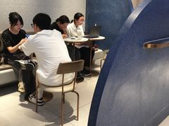 -喜茶(北京华贸购物中心店)