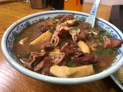 卤煮火烧-门框胡同百年卤煮(新街口店)