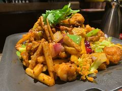 -炭舍干锅·烤鱼(扬名广场店)