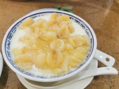 莲子双皮奶-仁信老铺甜品(北京路店)