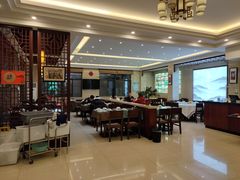 大堂-自游人·美食一楼·地道徽菜(三十年名店)